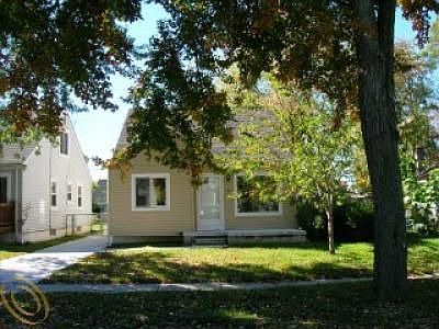 1st image of 15573 Leona Dr