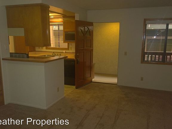 2nd image of 261 Temple Ave APT 203