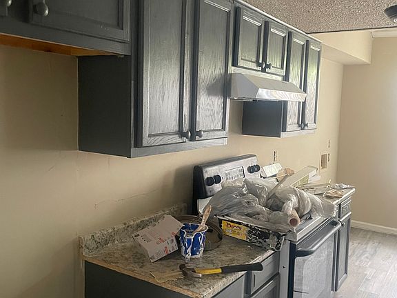 2nd image of 6354 Shannon Pkwy