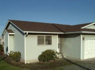 703 35th St, Anacortes, WA 98221