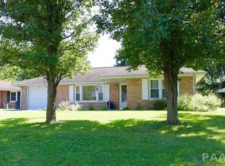 1301 N Schneblin Ln, Peoria, IL