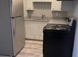 1112 8th St SE #4, Minneapolis, MN 55414