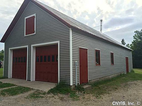 3rd image of 8395 S Main St
