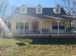 180 Pagosa Ln, Holly Lake Ranch, TX 75765