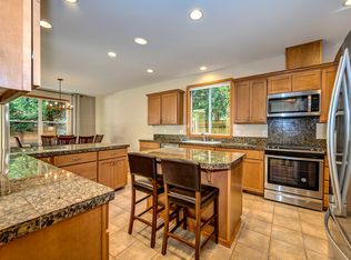 7806 220th St SW, Edmonds, WA 98026