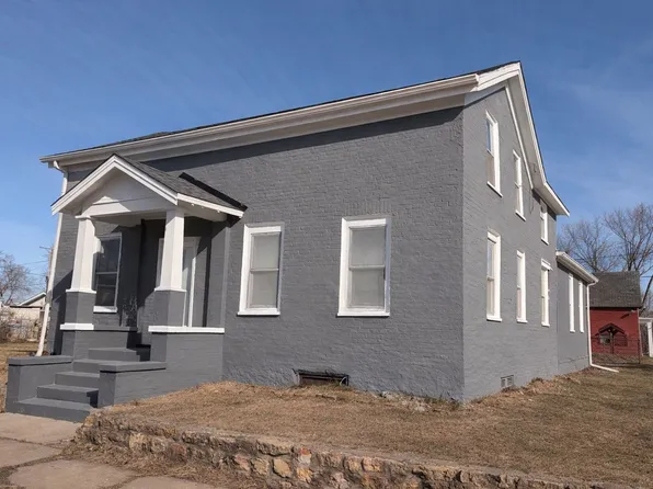 517 12th Ave, Fulton, IL 61252