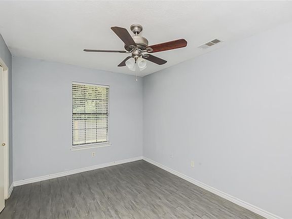4th image of 8849 Marilyn Dr