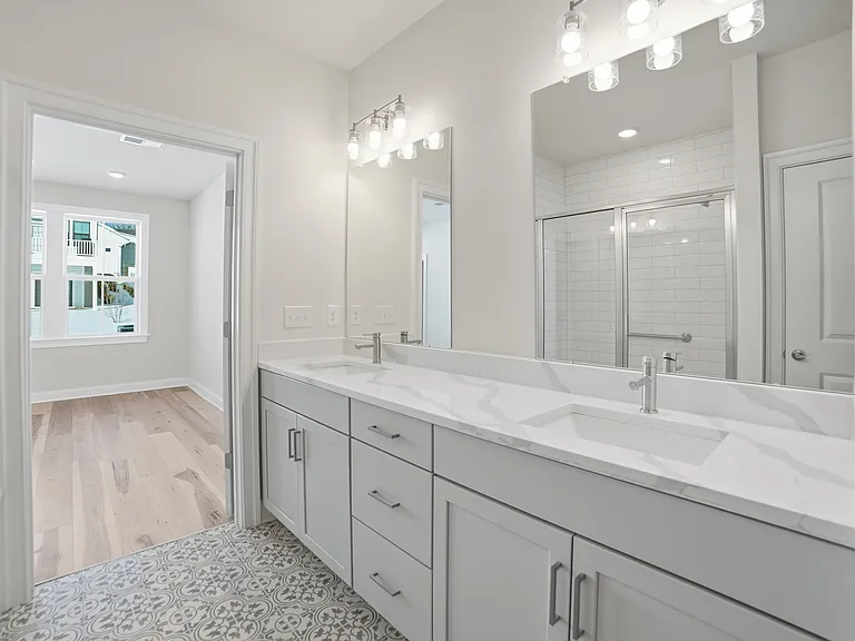 18 Whitaker Ln — Photo 22