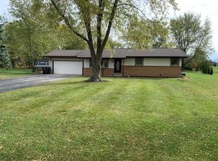 1223 Lancelot Ln, Racine, WI 53406
