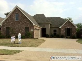 218 Gloucester Dr, Bossier City, LA 71111