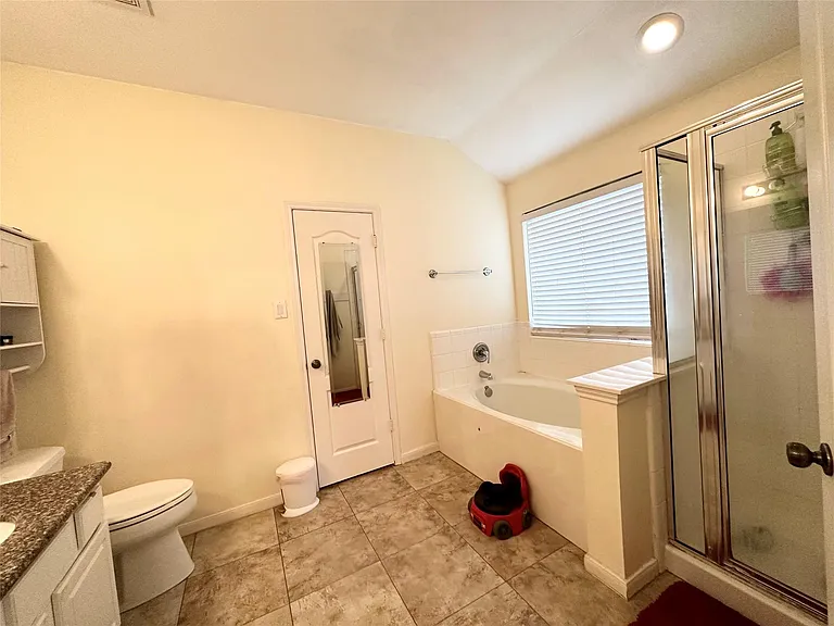 2211 Winding Hollow Dr — Photo 20