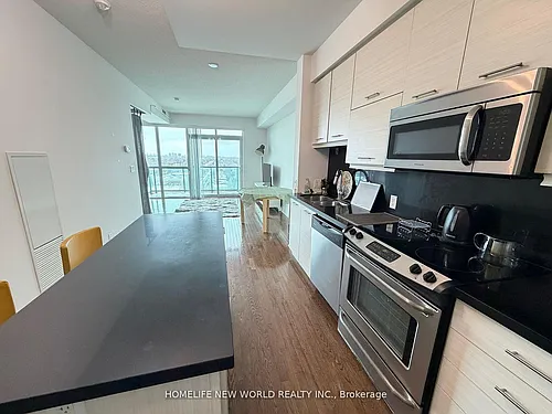 26 Norton Ave #1604 Photo 1