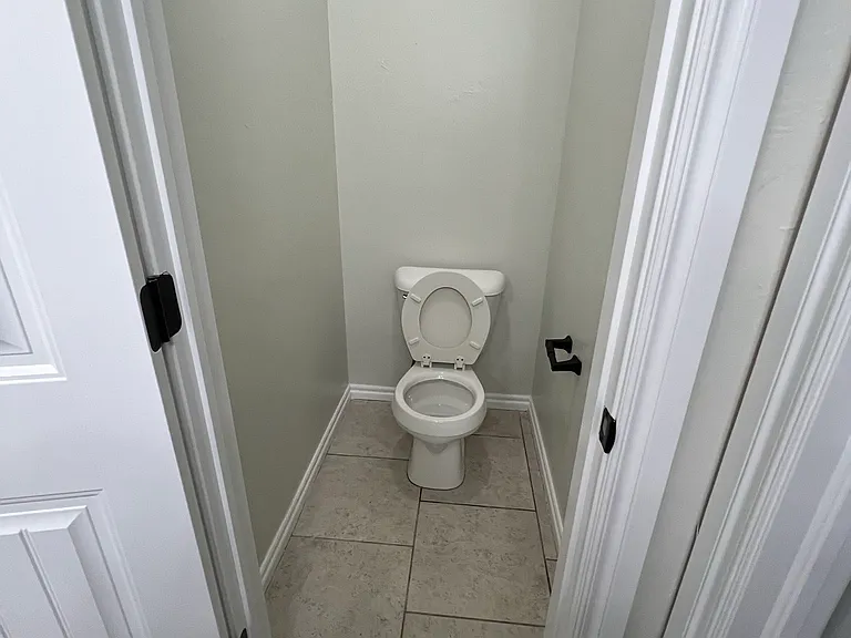 3104 Woodcrest Creek Dr — Photo 18
