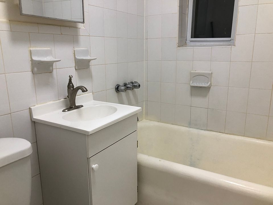 2nd image of 11 Gifford Ave #32E