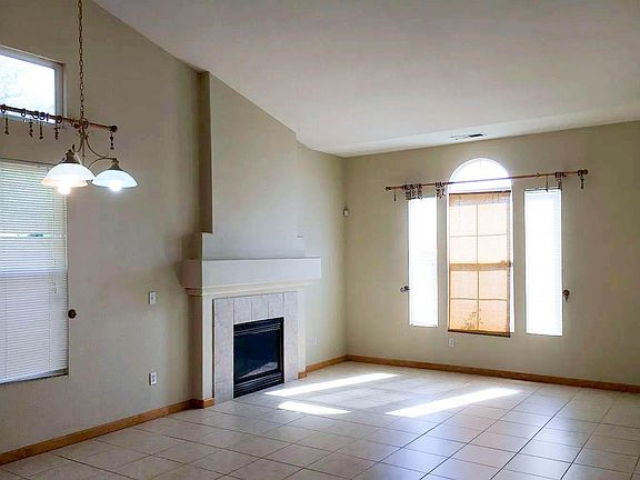 5th image of 3423 Summerdale Ave