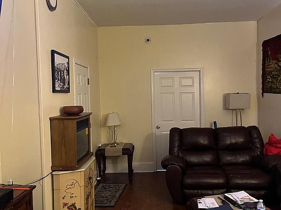 5th image of 4520 N Broad St