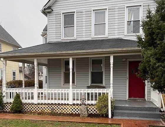 2nd image of 217 Washington Ave