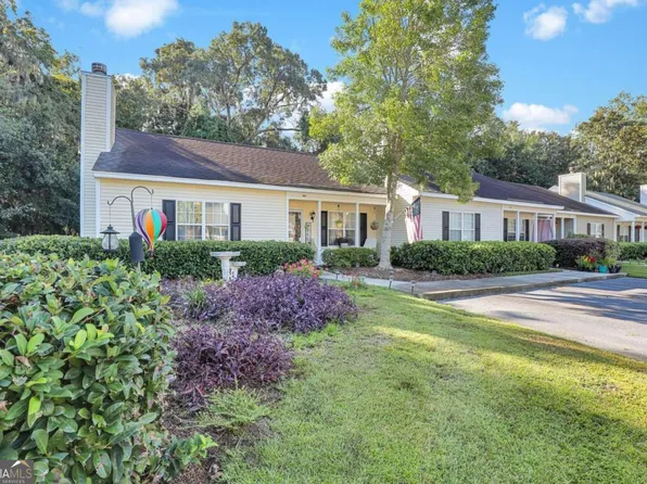 45 Olde Towne Place Dr, Savannah, GA 31410
