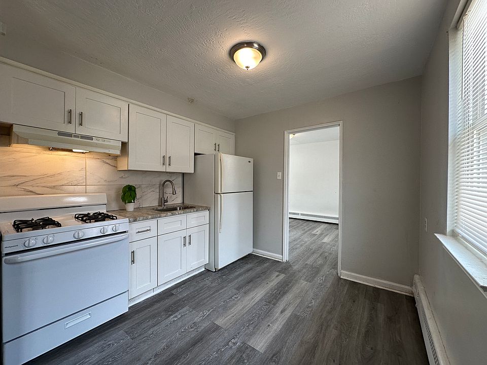 1st image of 6005 Palmetto St APT 2