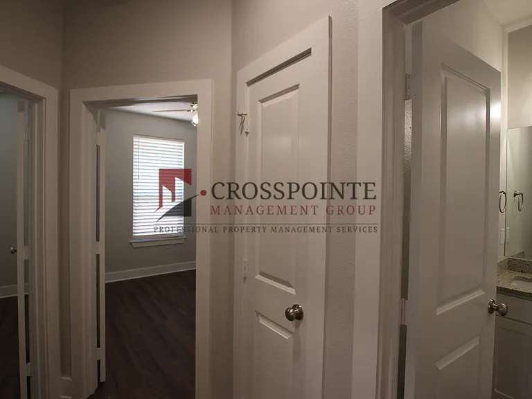 731 Freedom Way — Photo 16