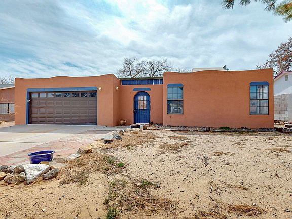 4th image of 6304 Flor Del Sol Pl NW
