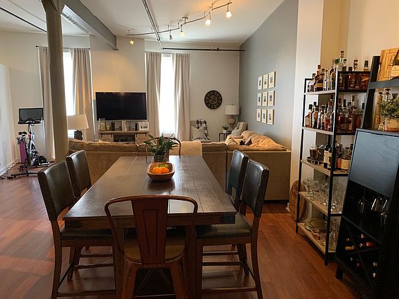 3rd image of 209-211 W Pike St #1A