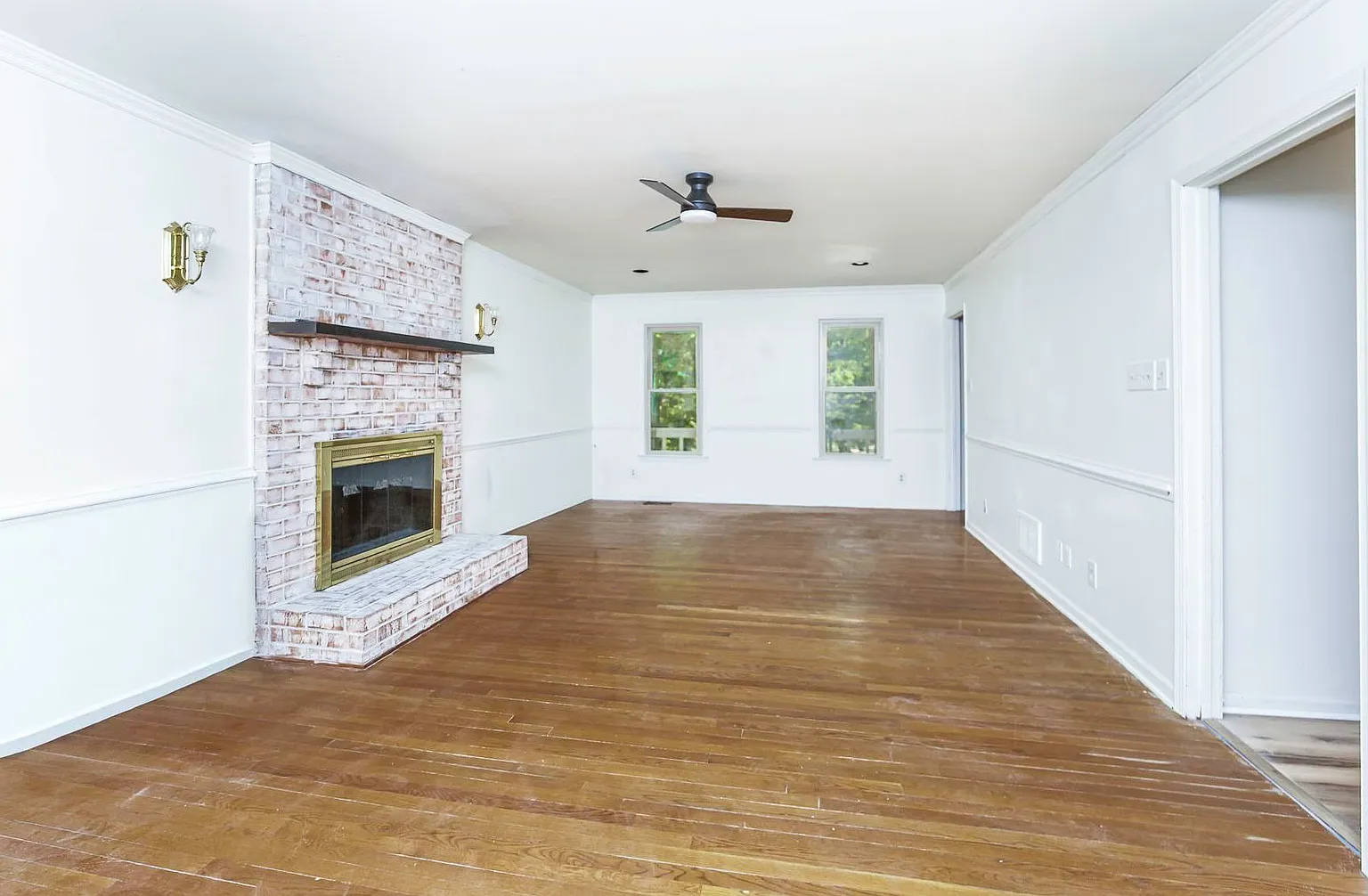 Updated 5BR/3.5BA on 3/4-Acre Cul-de-Sac Lot 3 Finished Floors, Deck & Huge Yard Chester $3100.00 — Photo 4