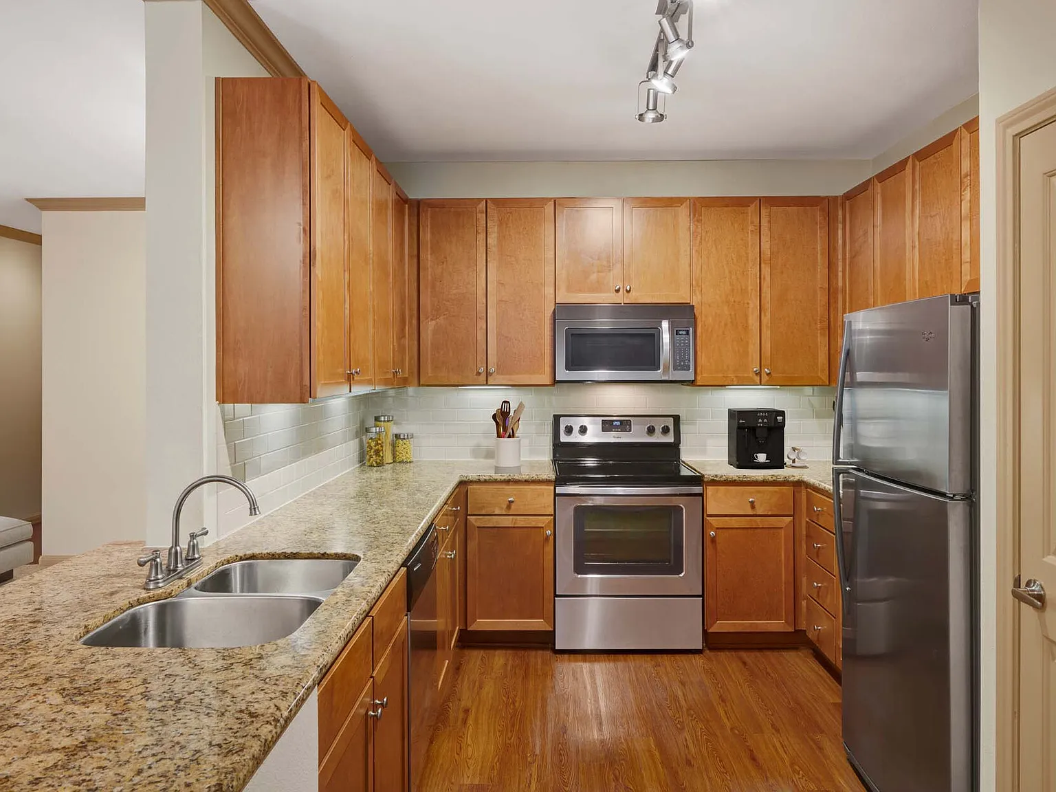 Camden Amber Oaks — Photo 3