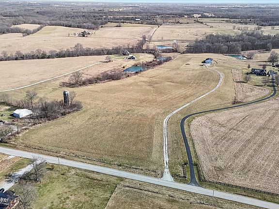 2nd image of 2065 Drennon Rd