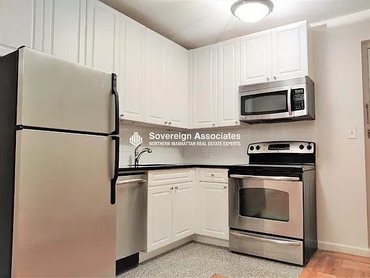 Rented by Sovereign Associates | media 4