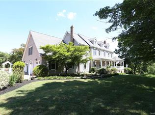 9 Col Conklin Dr, Stony Pt, NY 10980