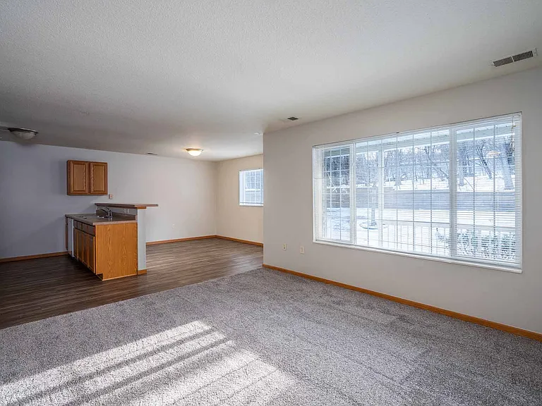Jordan Valley Townhomes — Photo 8