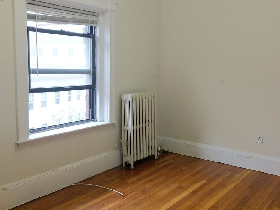2nd image of 38 Bay State Rd #40
