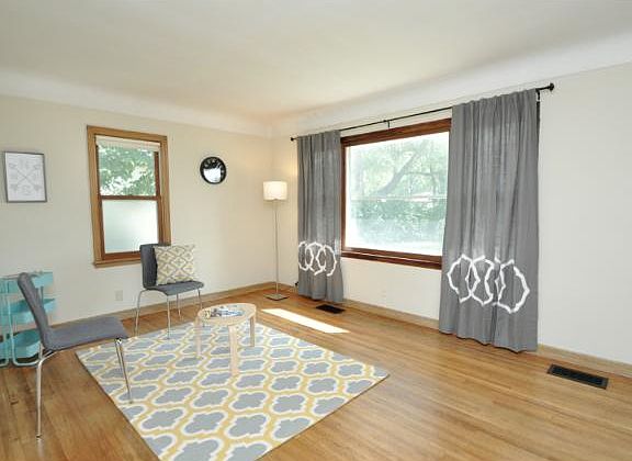 2nd image of 1335 Onondaga St NE