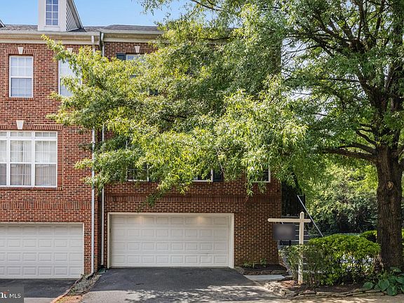 3rd image of 2964 Kildare Ln