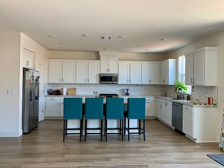 2050 Brighton Dr — Photo 39
