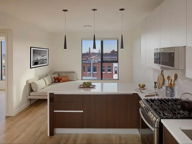 10 Burney St #3 — Photo 8
