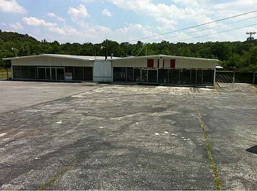 2nd image of 607 Chatsworth Hwy 225 NE