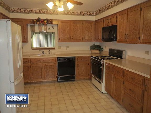 2nd image of 885 Winter Park Dr