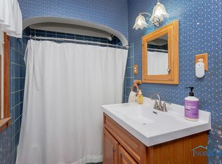 2153 Mansfield Rd, Toledo, OH 43613