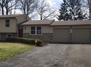 4270 Kenneth Rd, Stow, OH 44224