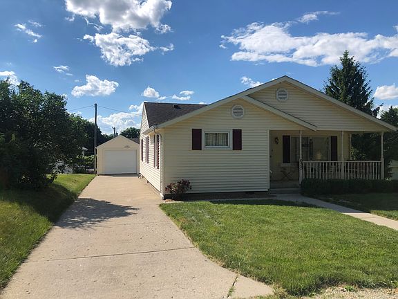 2nd image of 635 Mires Ln