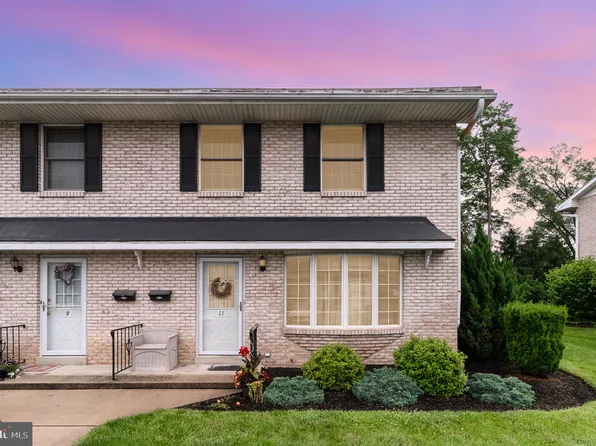 11 Bentley Pl, Carlisle, PA 17013