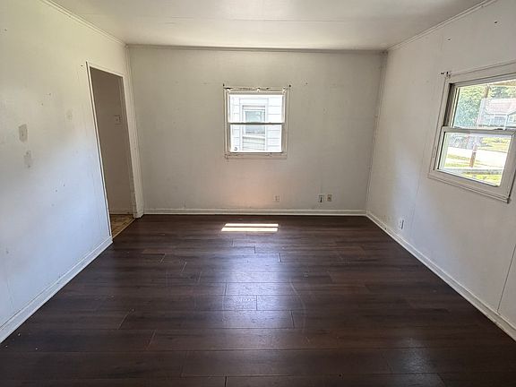 3rd image of 801 N Grant Ave