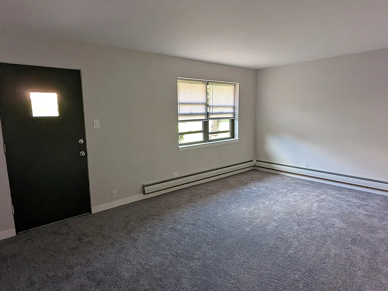 7910 W 26th St #4 — Photo 1