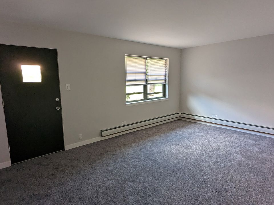 1st image of 7910 W 26th St APT 4