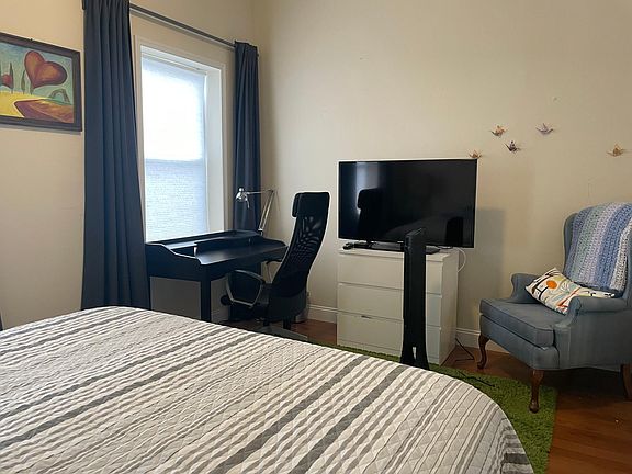 Master bedroom (3rd floor)