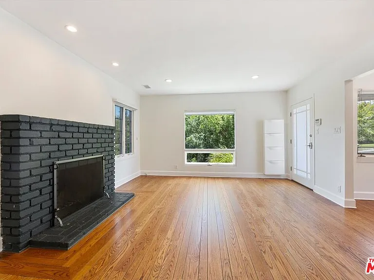 14041 Roblar Rd — Photo 6