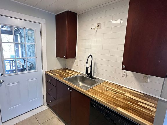 5th image of 32-34 Clinton Ave #B