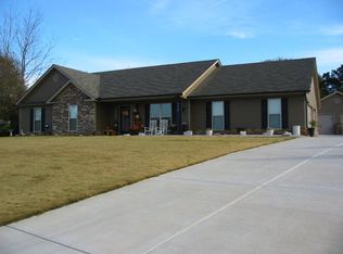 224 Arrowhead Trl, Jefferson, GA 30549